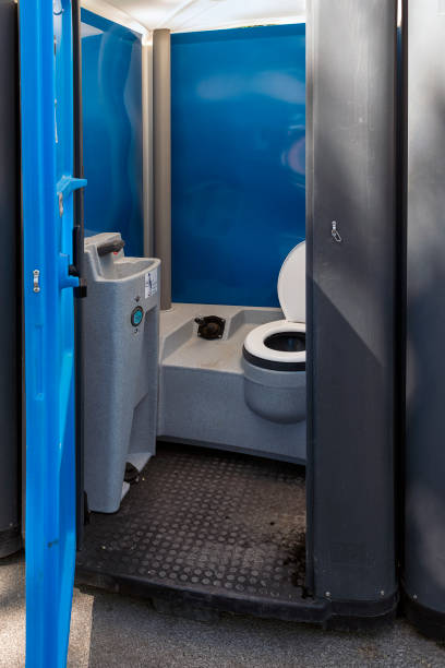 Portable Toilet Options We Offer in Elk Plain, WA